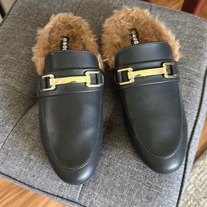 Madden Gurl Shoes NWTO